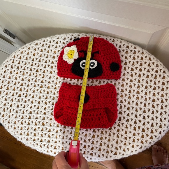 Handmade Ladybug Baby Crochet Set Hat Diaper Cover Red Black Pics Halloween Gift - Picture 7 of 16